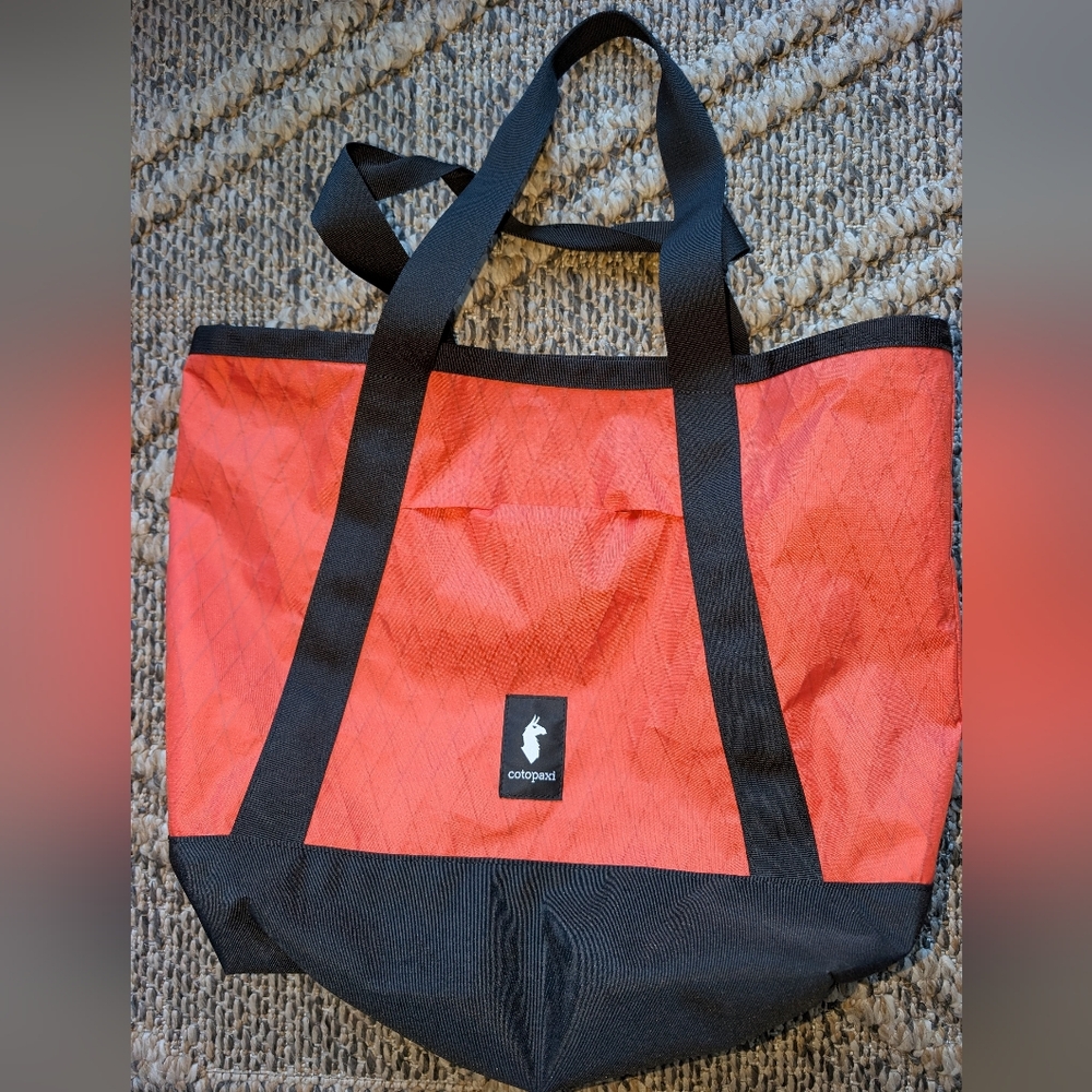 Cotopaxi | 22L Limited edition Tote Bag